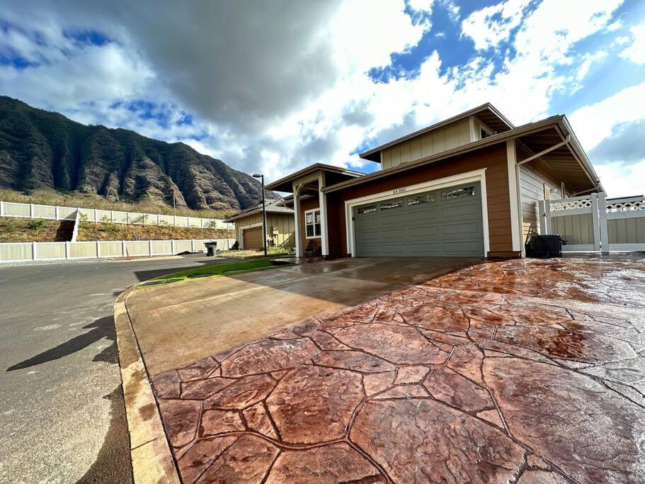 New 4 Bedroom Home With Ocean And Gorgeous Mountain Views In The Gated Community Of Mauna Olu Waianae ภายนอก รูปภาพ