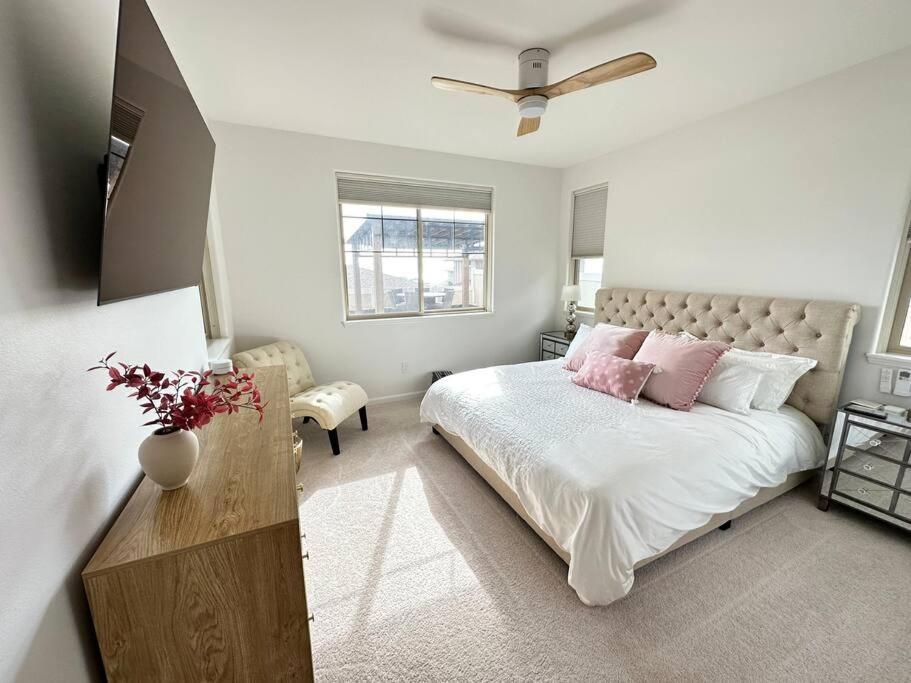 New 4 Bedroom Home With Ocean And Gorgeous Mountain Views In The Gated Community Of Mauna Olu Waianae ภายนอก รูปภาพ